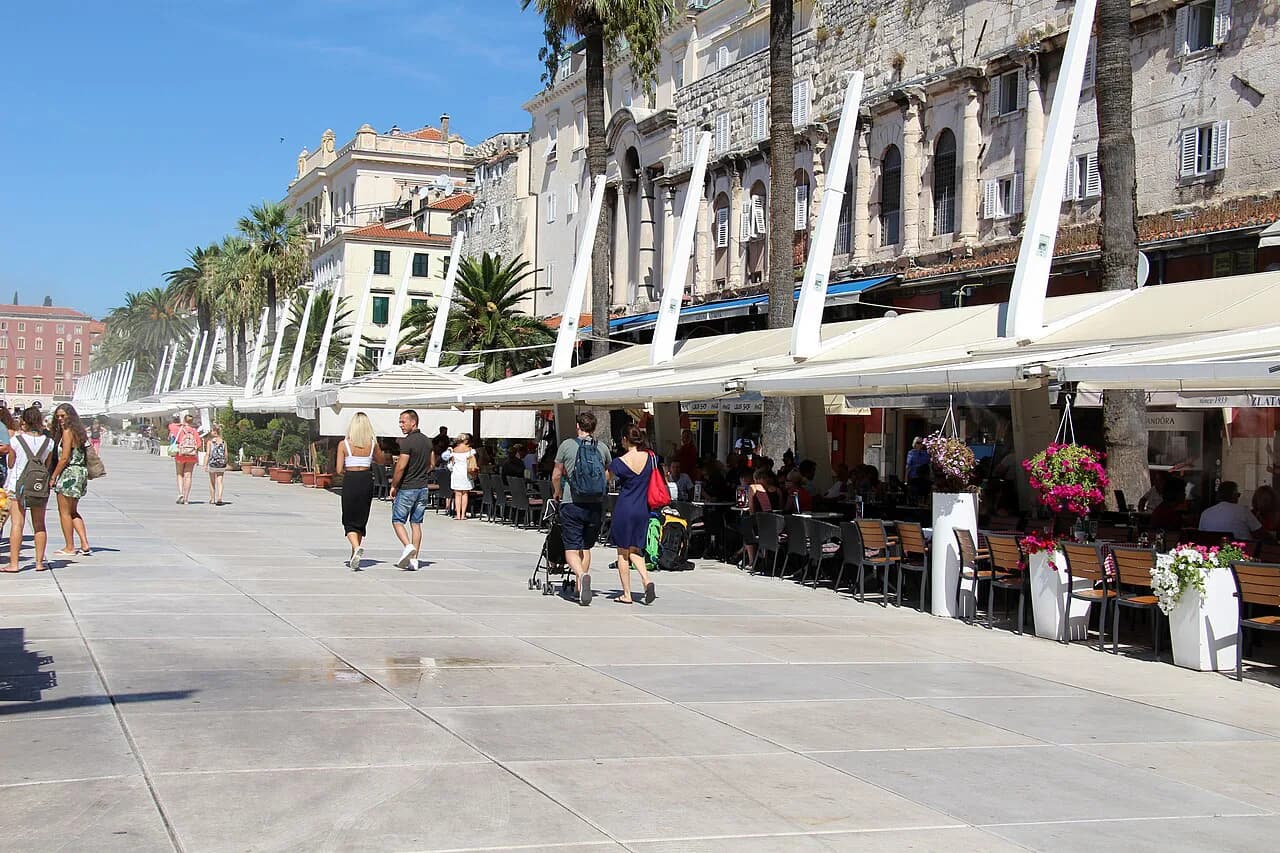 Bačvice Restaurants: Where to Eat Around Split's Beach