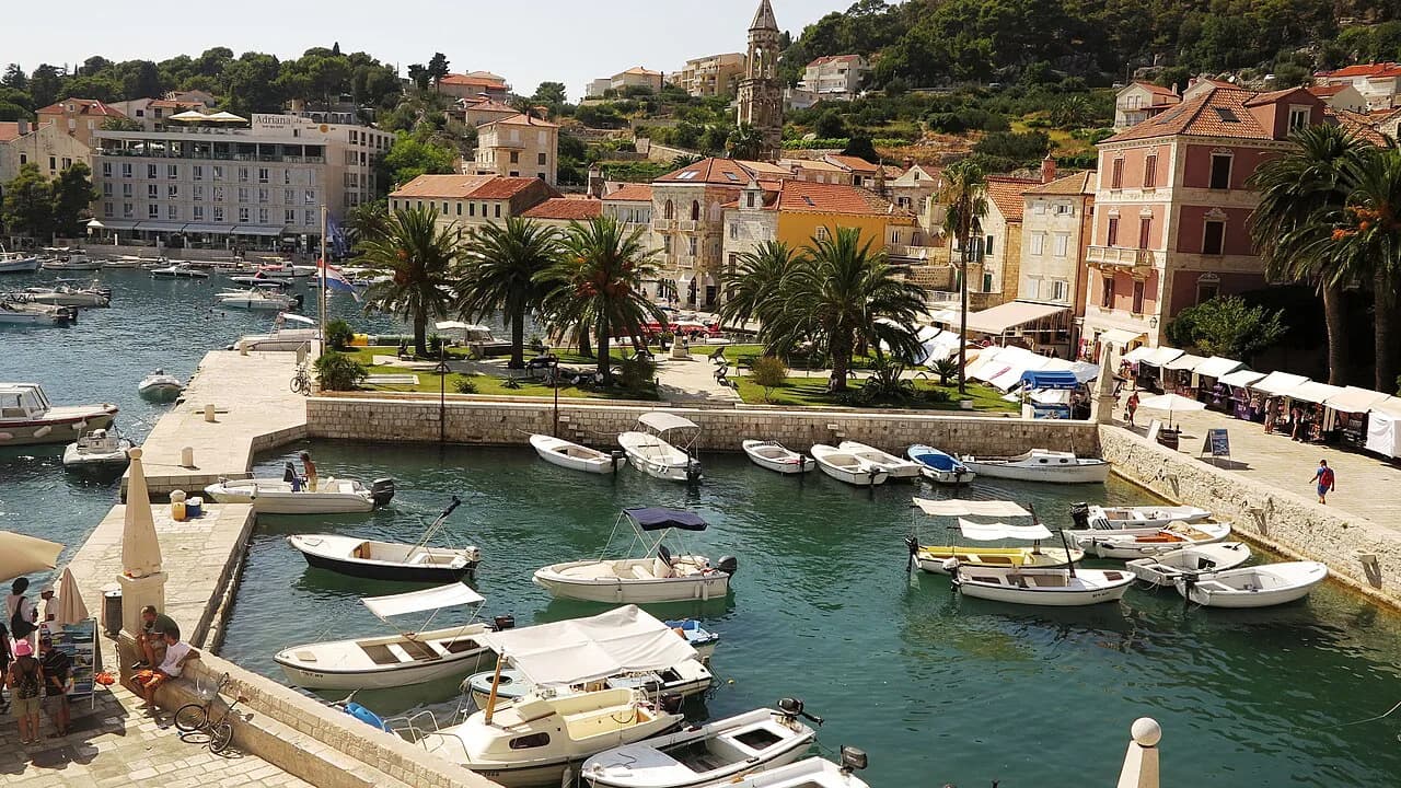 Breakfast in Hvar: Where to Eat in the Old Town and by the Water