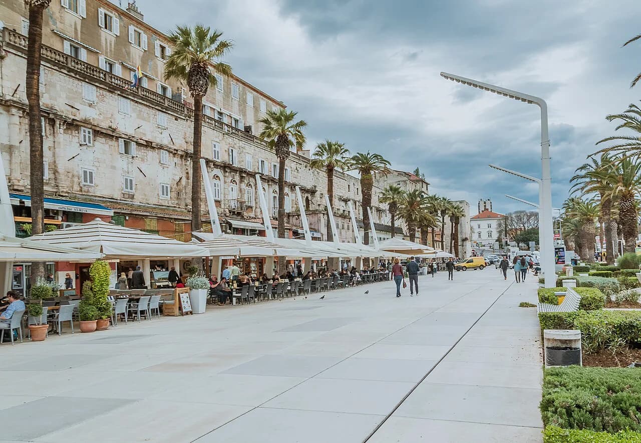 Burgers in Split: Where to Eat Them and What to Expect
