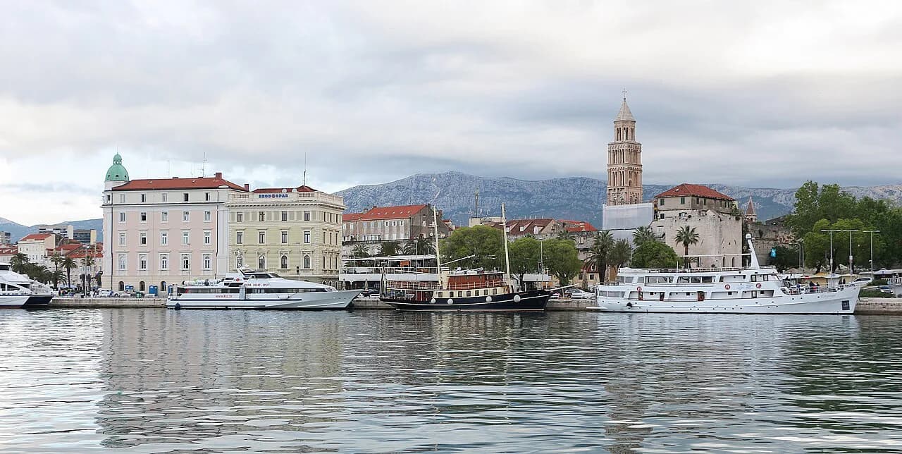 Cheap Eats in Split: 8 Budget Places to Eat Well