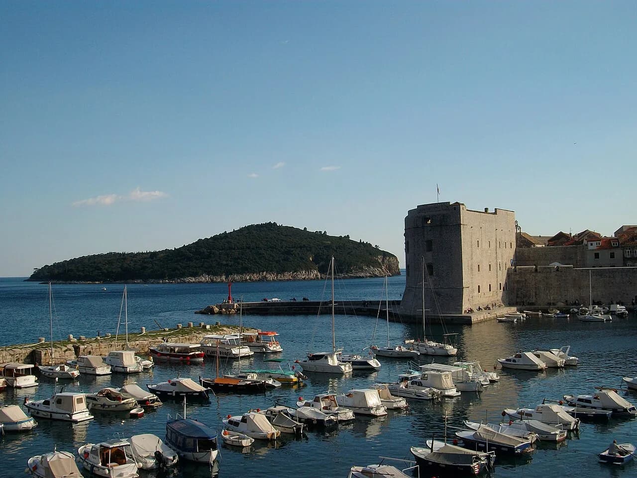 Desserts in Dubrovnik: Rozata, Stonska torta and Other Dalmatian Sweets