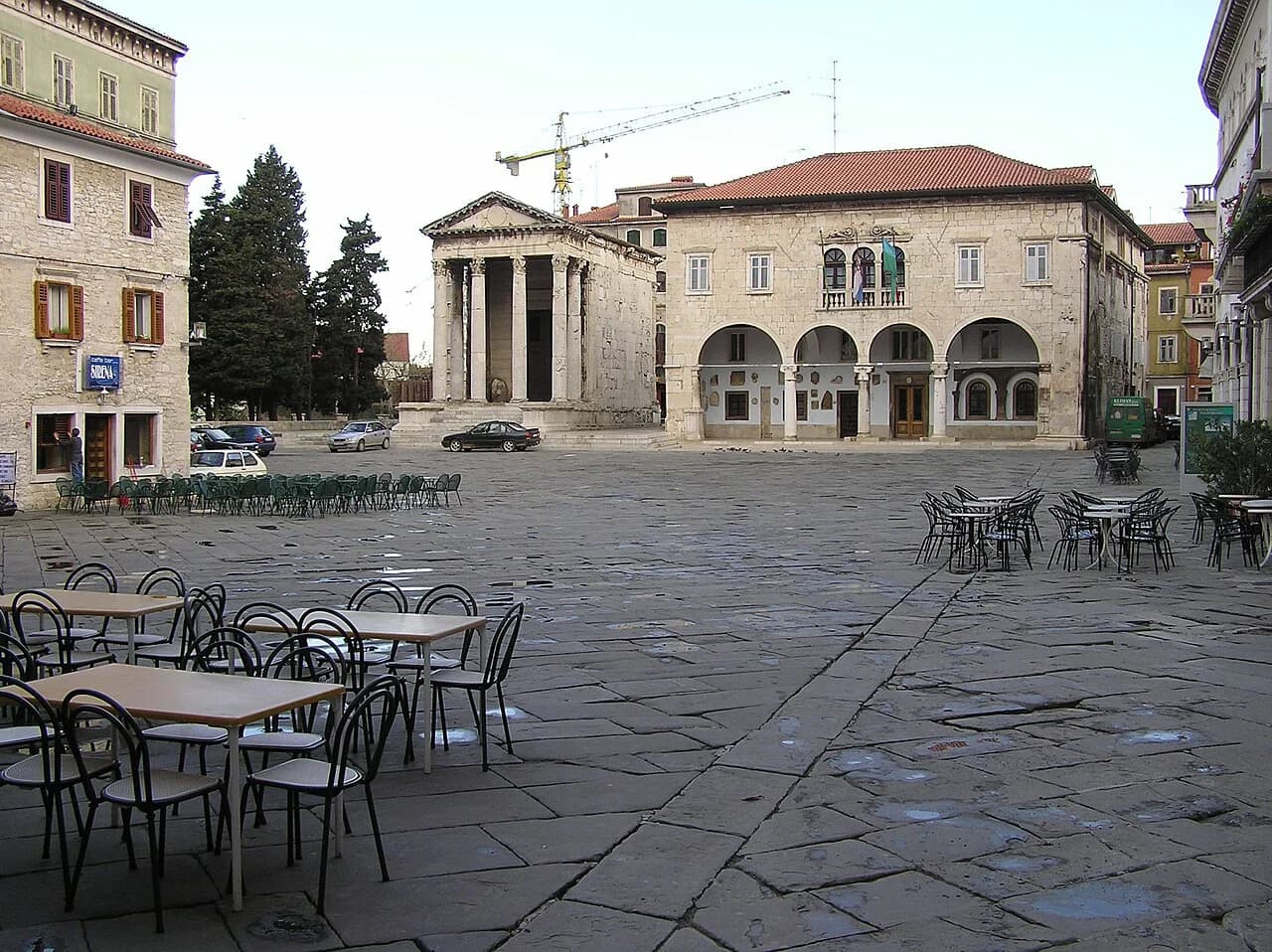 Gluten-Free Pula: Where to Eat and How to Order