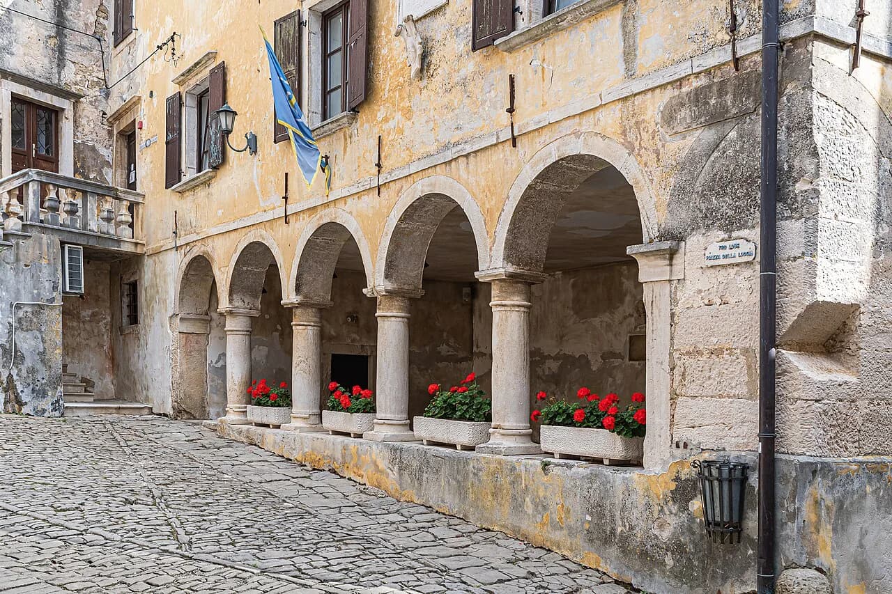Grožnjan Restaurants: Where to Eat in Istria's Hill Town