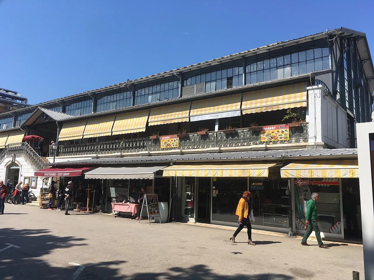 Pula Food Landmarks: Fish Market, Olive Oil and Joyce's Café