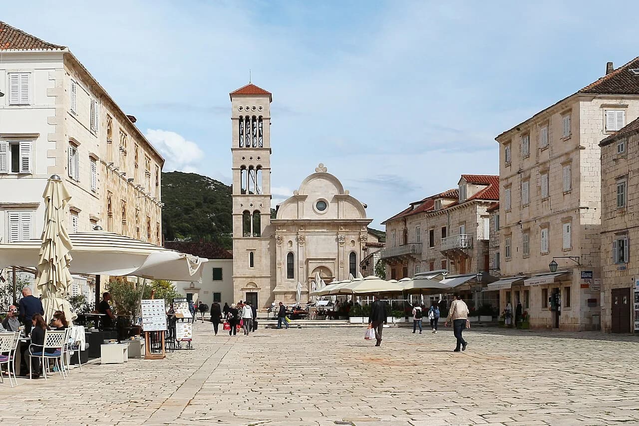 Hvar Food Tours: What They Include and How to Choose