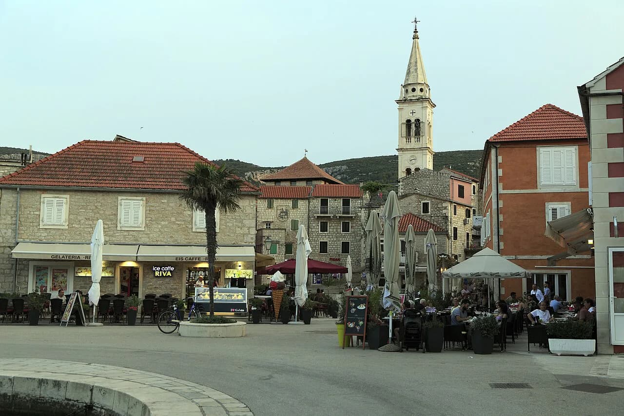 Jelsa Restaurants: Where to Eat on Hvar's Quiet Waterfront