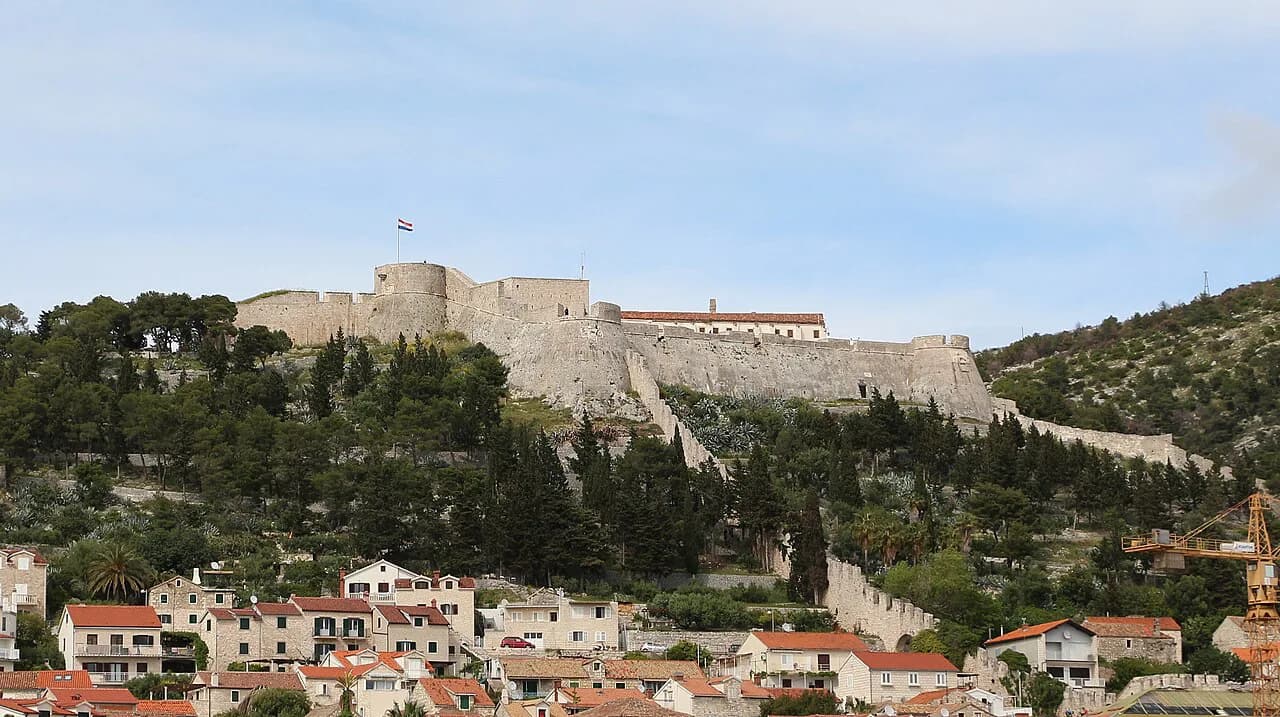 Konobas in Hvar: Where to Eat Traditional Croatian Food
