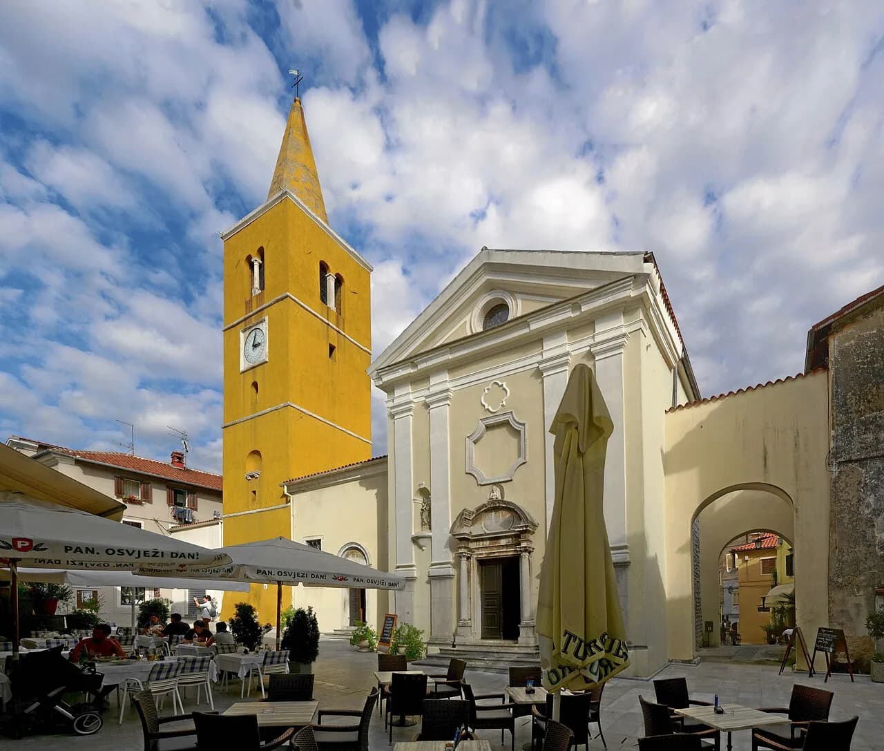 Lovran Restaurants: Where to Eat in the Old Town and by the Sea