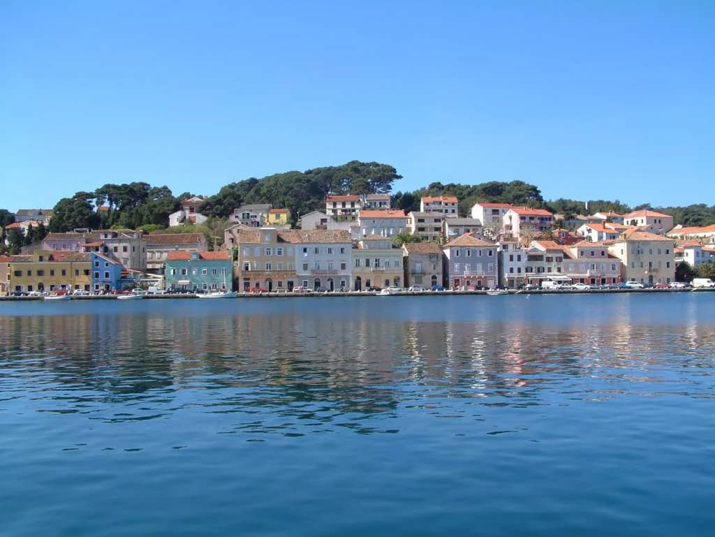Mali Lošinj Restaurants: Konobas, Seafood and Grills