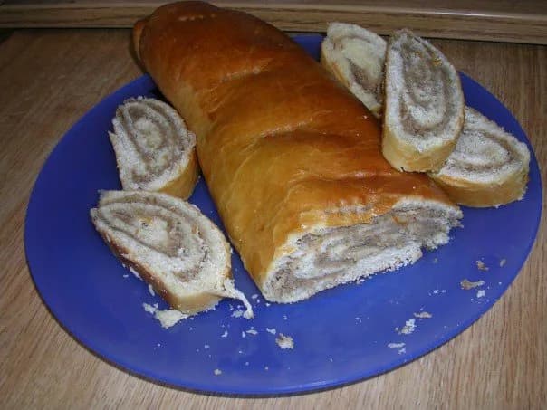 Orahnjača: Croatia's Walnut Roll and How It's Made