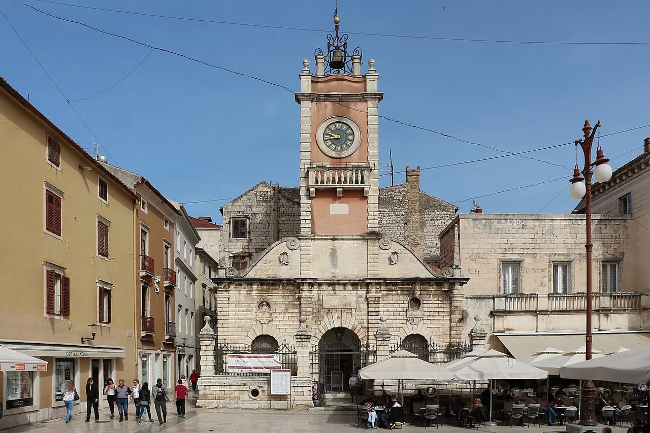 Peka in Zadar: Where to Order Croatia's Meat Under the Lid