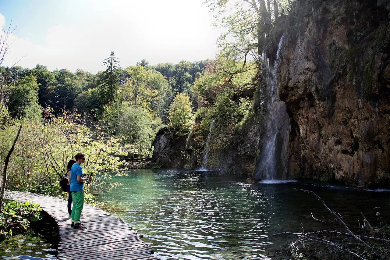 Where to Eat at Plitvice Lakes: Restaurants and Bistros