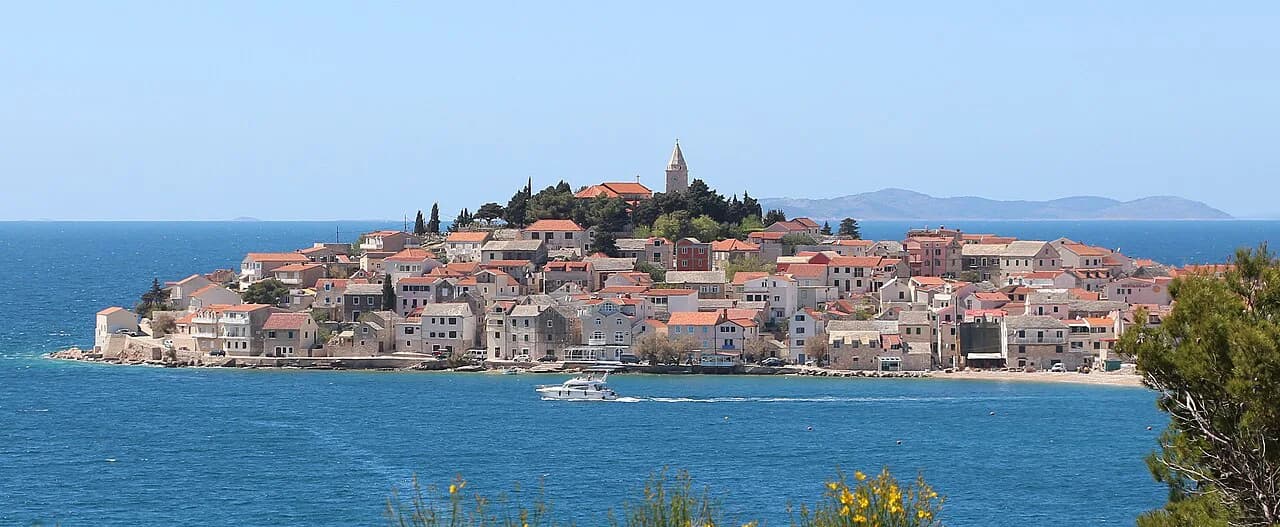 Primošten Restaurants: Where to Eat in This Dalmatian Town
