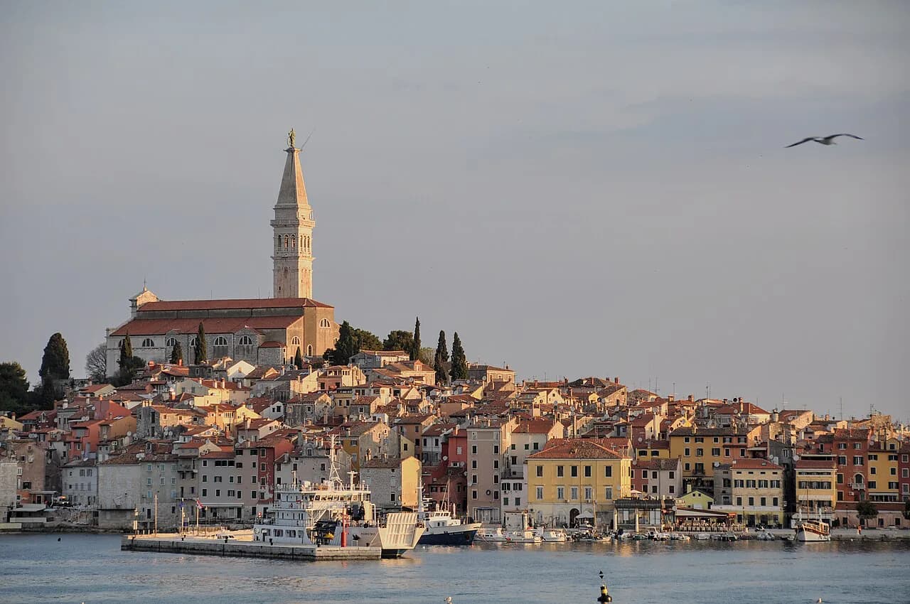 Supermarkets in Rovinj: Where to Shop for Self-Catering
