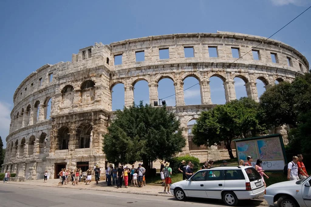 Sushi in Pula: Where to Eat It and What to Order
