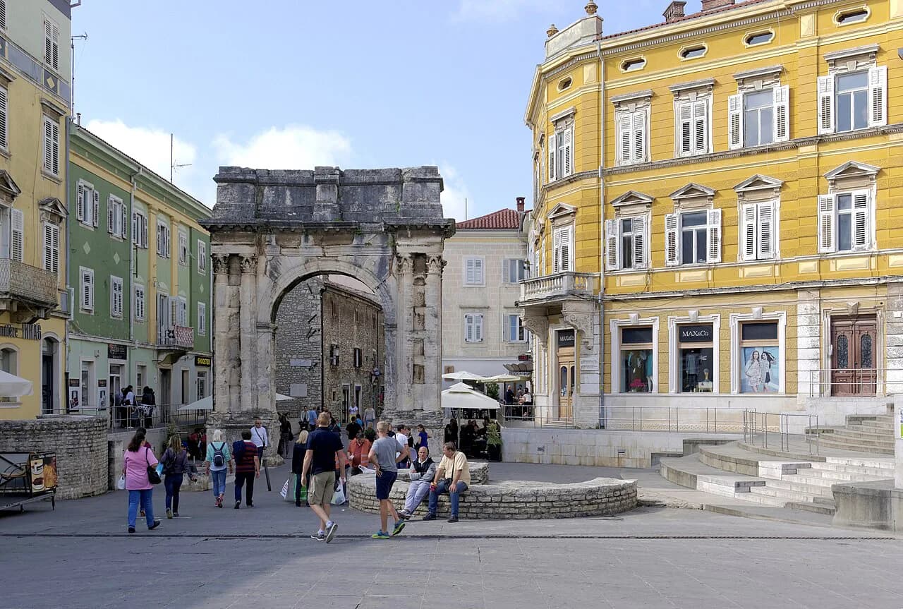 Vegan Pula: Where to Eat Plant-Based Food