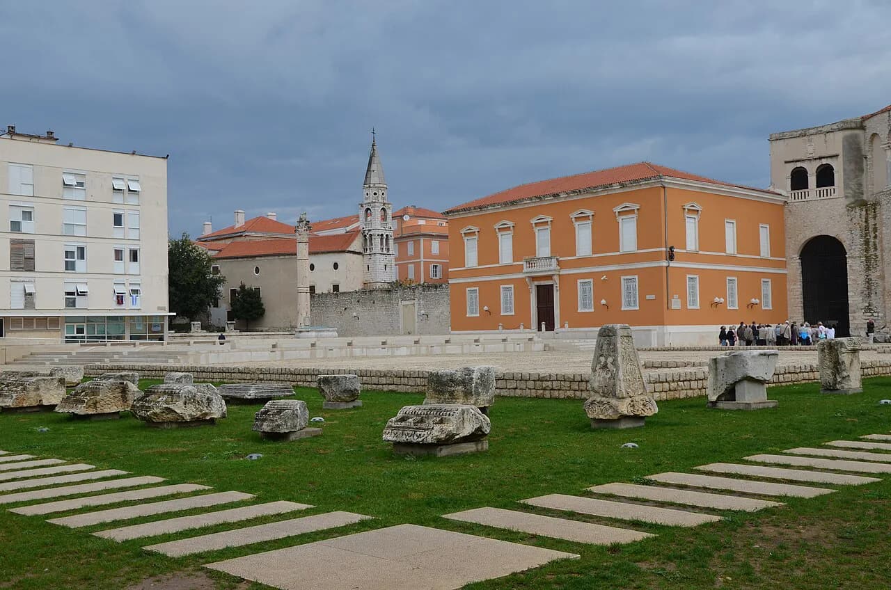 Zadar Market: What to Buy and How It Works