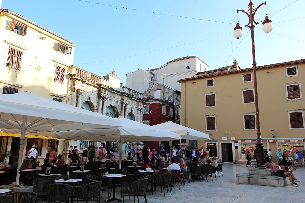 Best Cafés in Zadar: Coffee Bars and a Plant-Based Lunch
