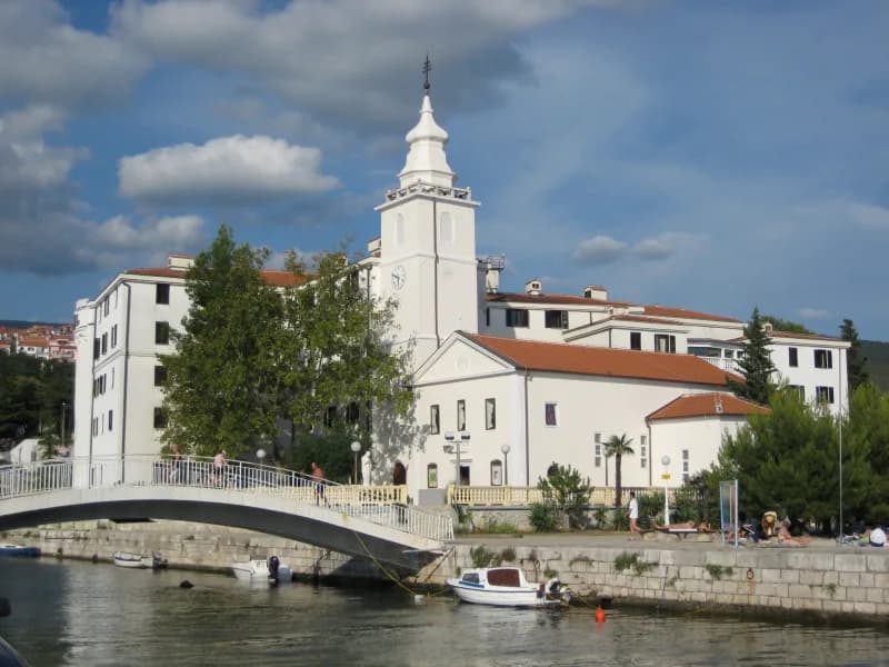 Where to Eat in Crikvenica: Restaurants and Konobas