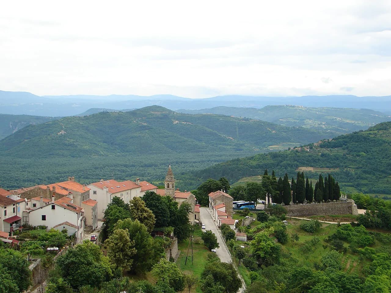 Motovun Restaurants: Where to Eat in Istria's Hilltop Truffle Town