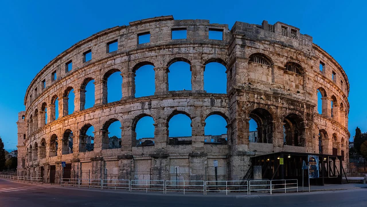 Street Food in Pula: Quick Bites and Where to Find Them