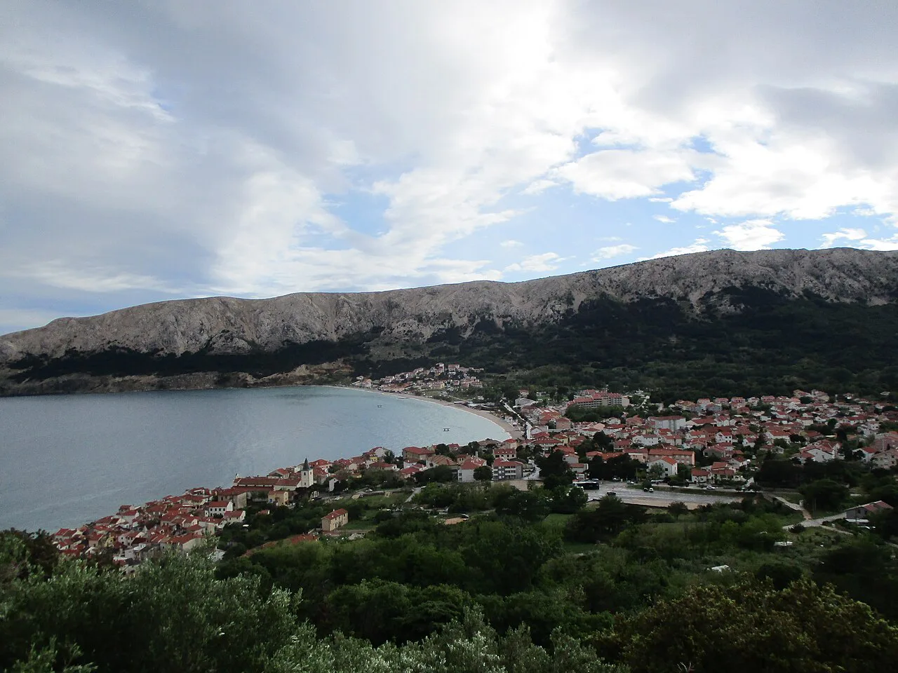 Baška and its bay on the island of Krk.