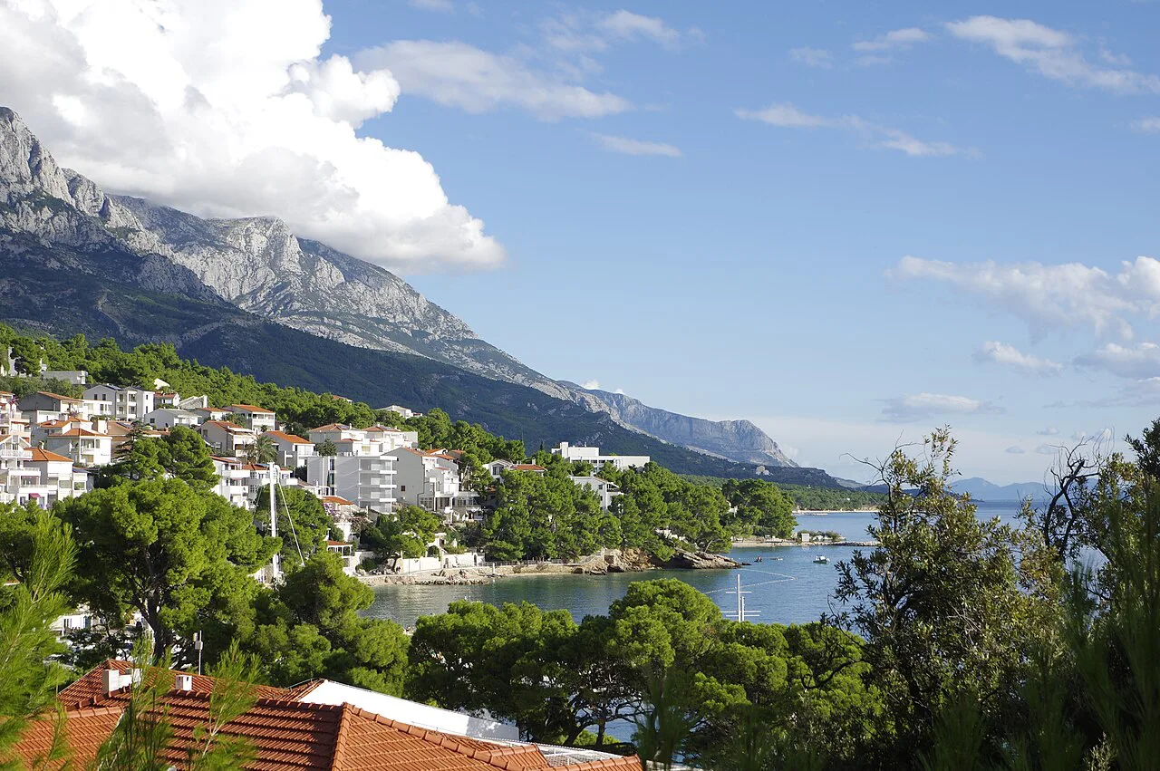Brela and the Biokovo mountains.