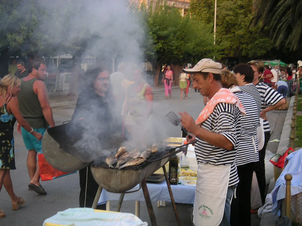 Fish grilling at the Makarska food festival.