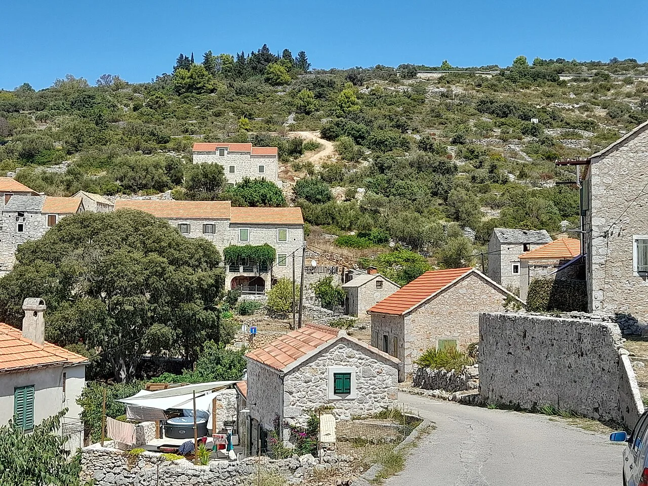 Velo Grablje, a village in the interior of Hvar island.