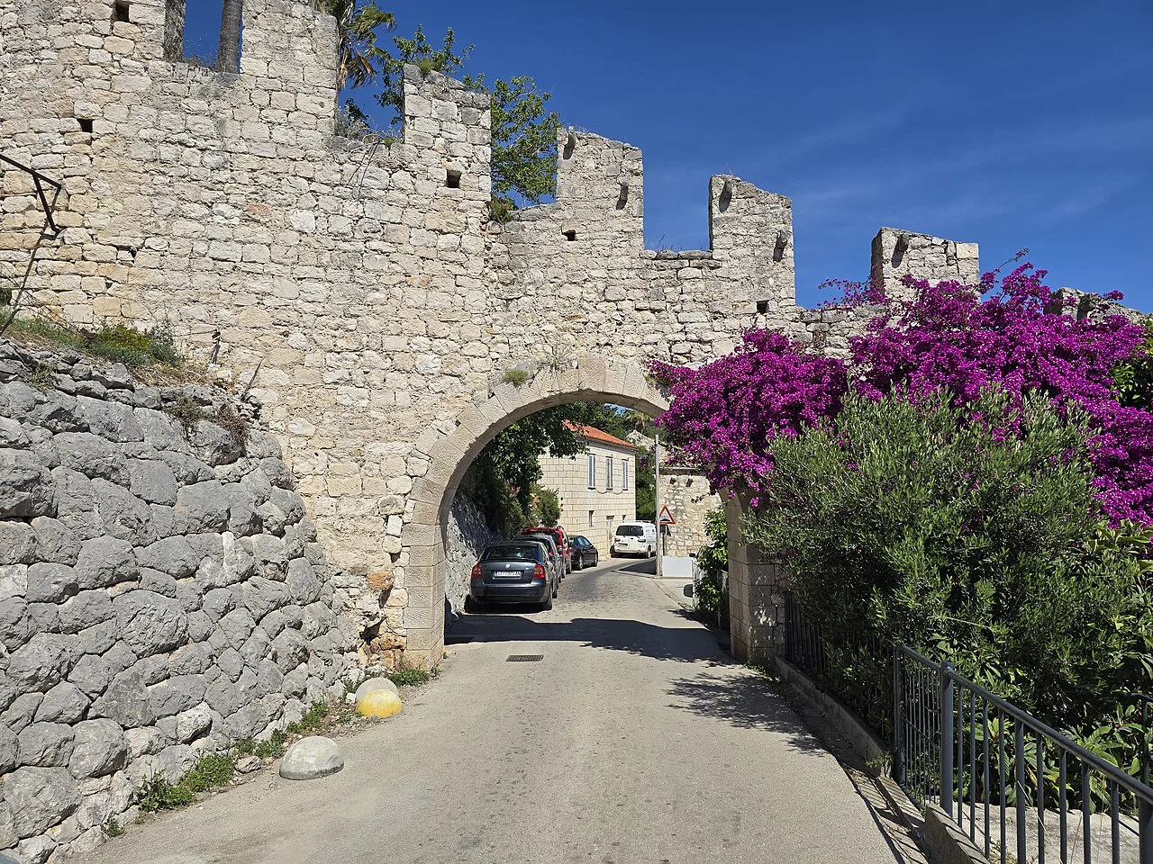 A gate in the town walls, Hvar.