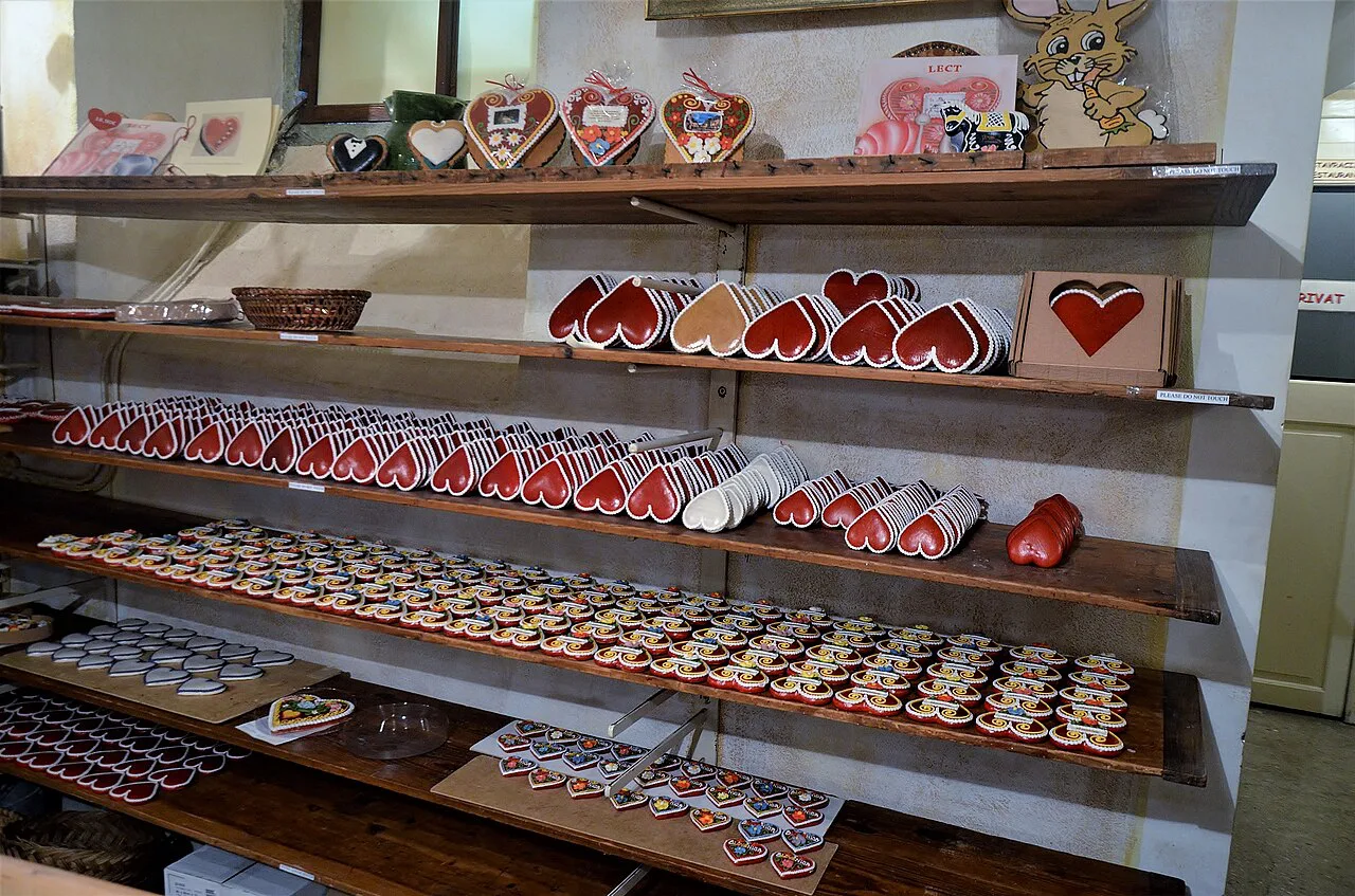 Decorated gingerbread hearts on display.