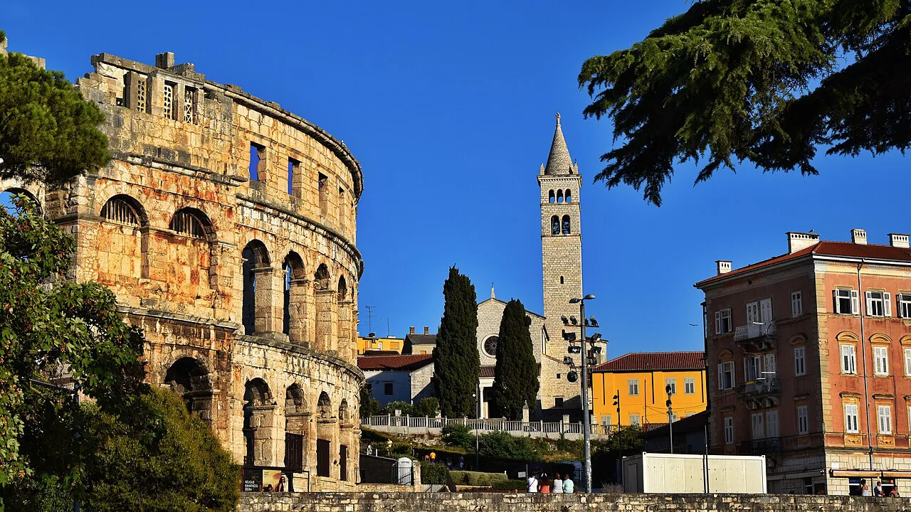 The Roman amphitheatre with the town beyond, Pula.