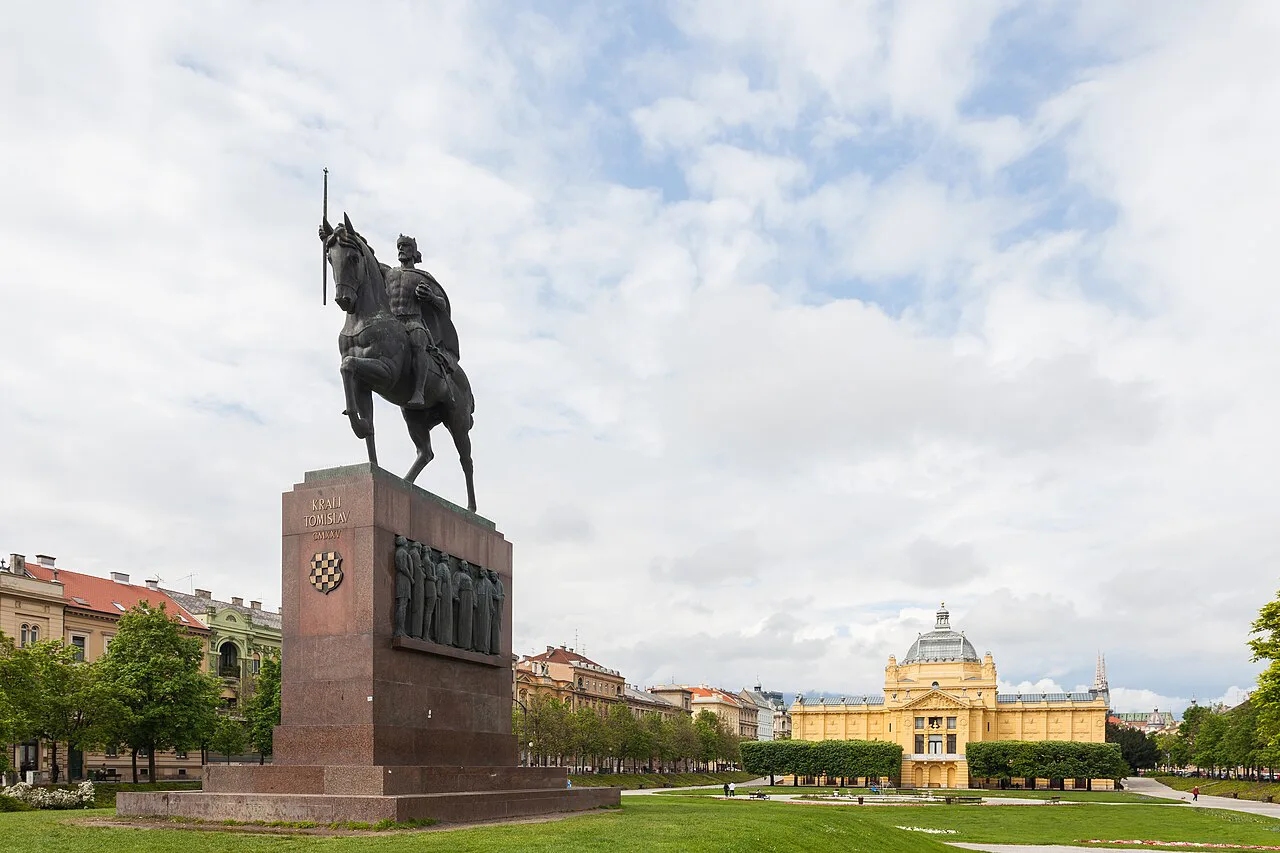 The King Tomislav statue and the Art Pavilion, Zagreb.