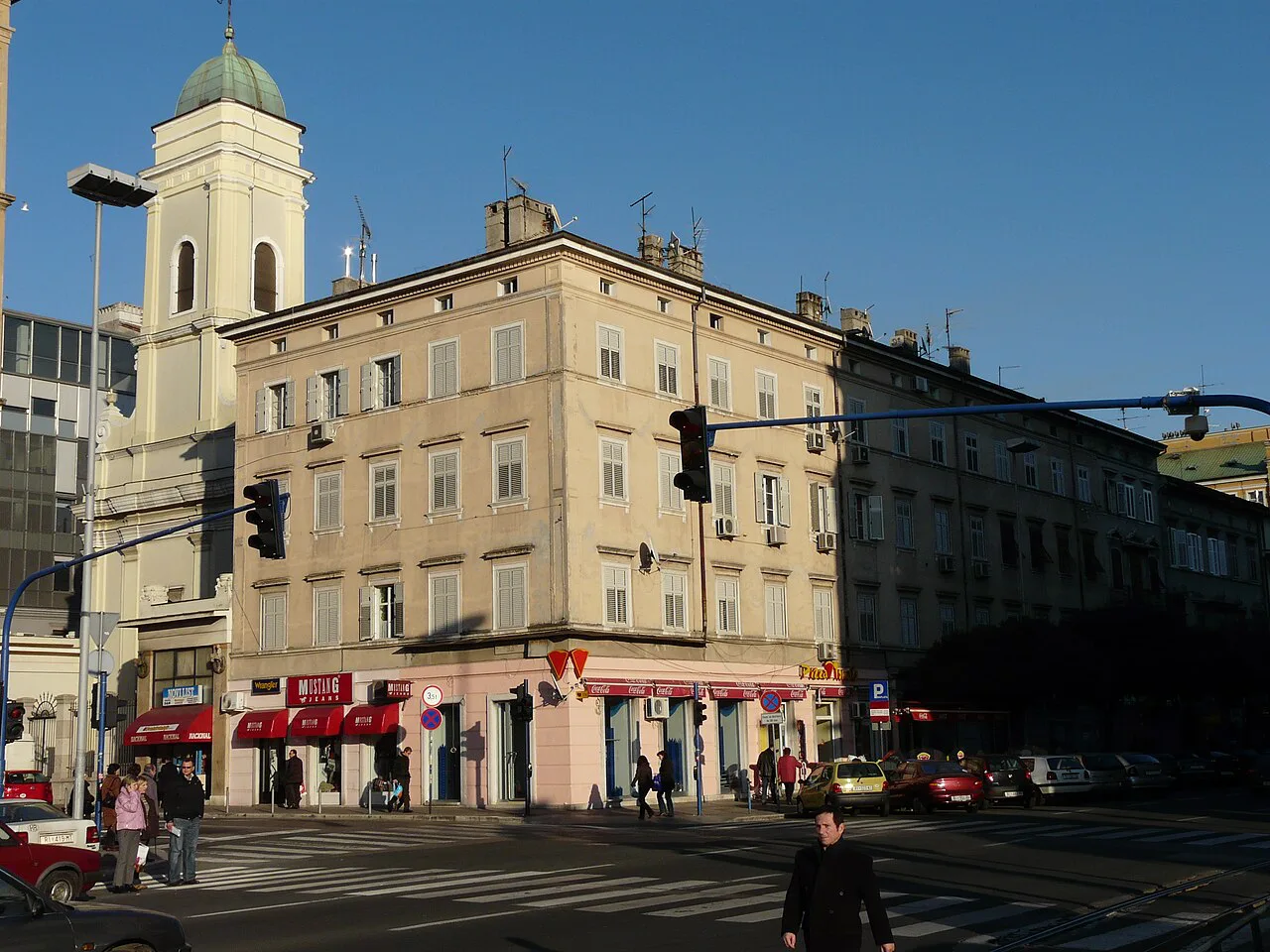 St Nicholas Serbian Orthodox Church and street cafés near Rijeka harbour.