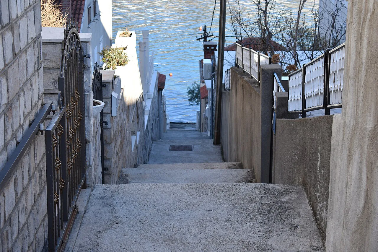 Steps leading down to the sea, Dubrovnik.