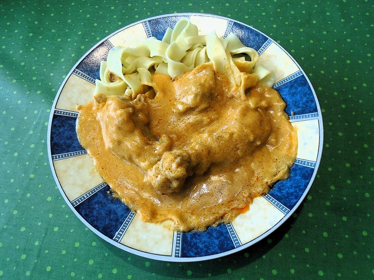 Temfanje served with pasta, a Međimurje dish.