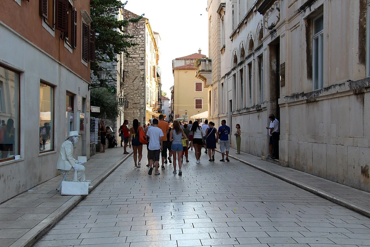 Ulica Jurja Barakovića, the Old Town street where Zadar's city market stands.