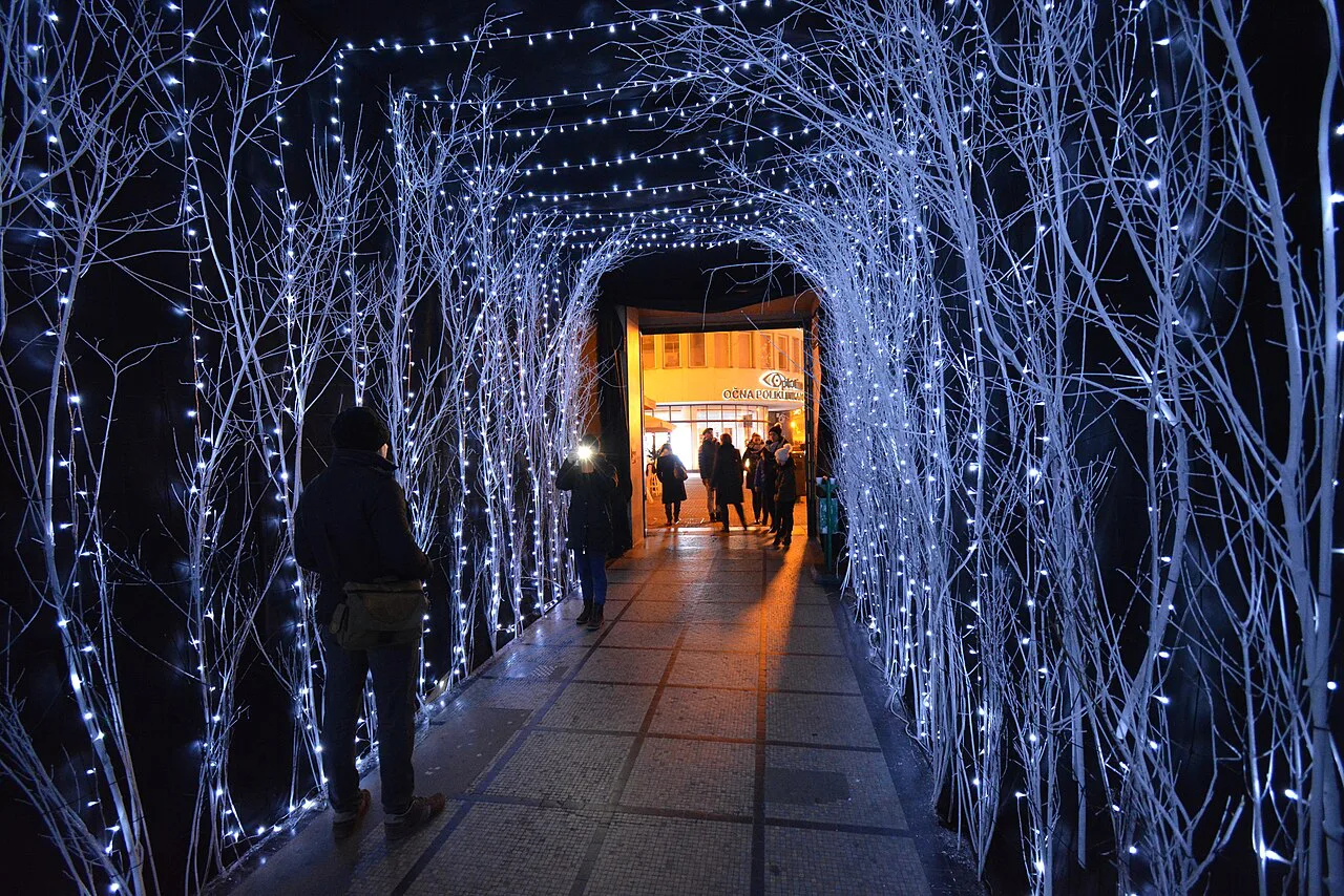 Advent lights in Marićev prolaz, Zagreb.